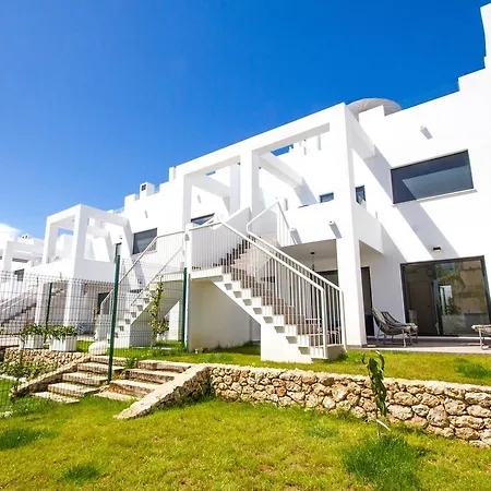 New Family Homes Los Mangos